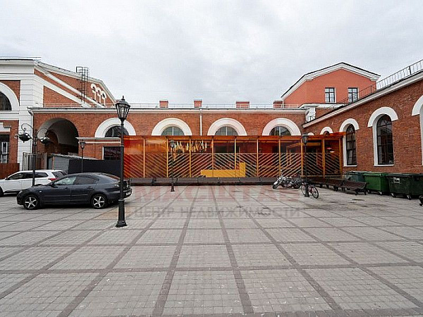 Универсальное (торговое) помещение - 1200 м2