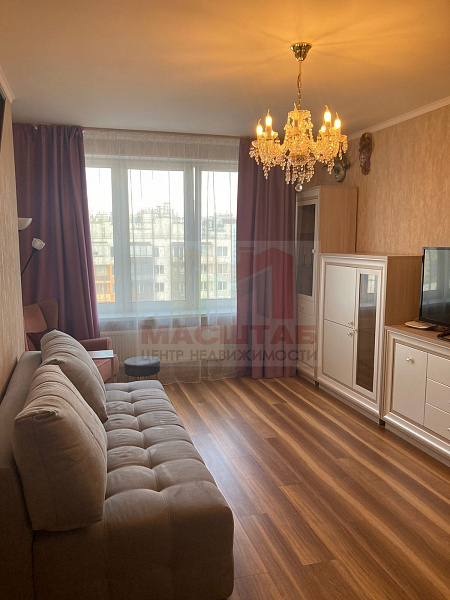 1-к. квартира 45.5 м, Комендантский пр-кт