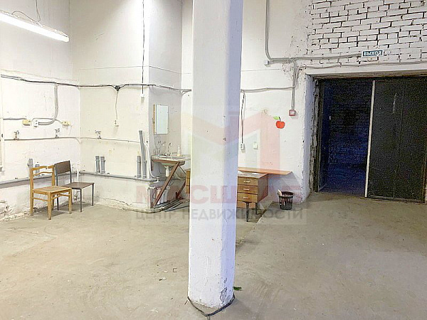 Помещение под мастерскую, склад - 224 м2