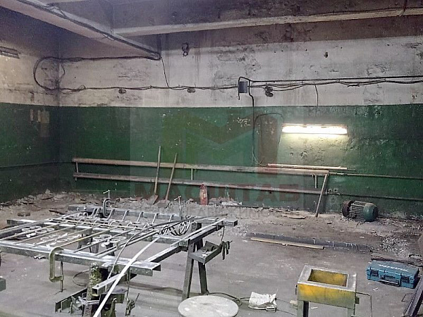 Помещение под мастерскую, склад - 148 м2