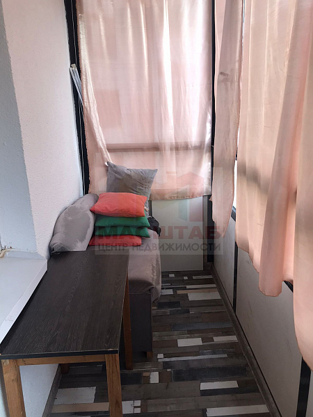 Казакова 82к1, Айдар