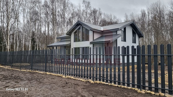 Дом 194м2 на участке 6 сот