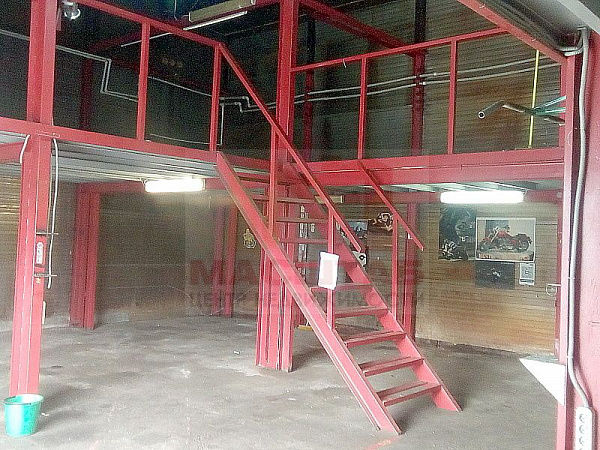 Помещение под склад, мастерскую - 415 м2