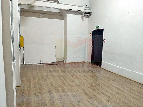 Универсальное (торговое) помещение - 158 м2