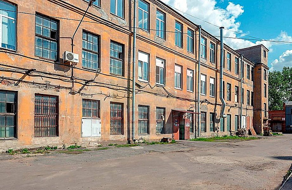 Помещение под мастерскую, склад - 328 м2
