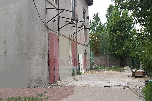 Помещение под мастерскую, склад - 531 м2