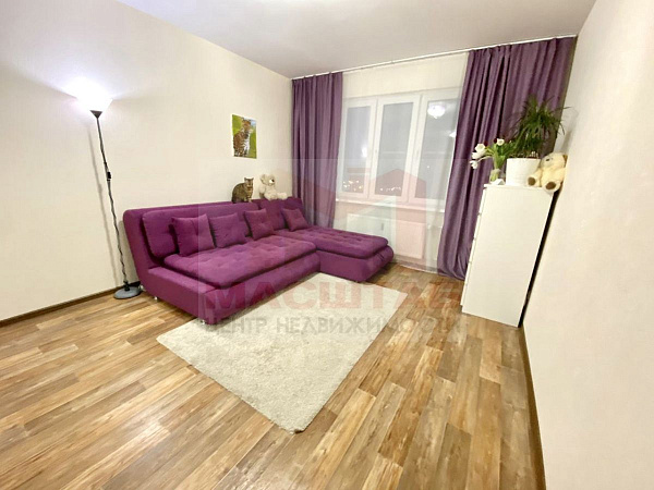 Казакова 82к1, Айдар