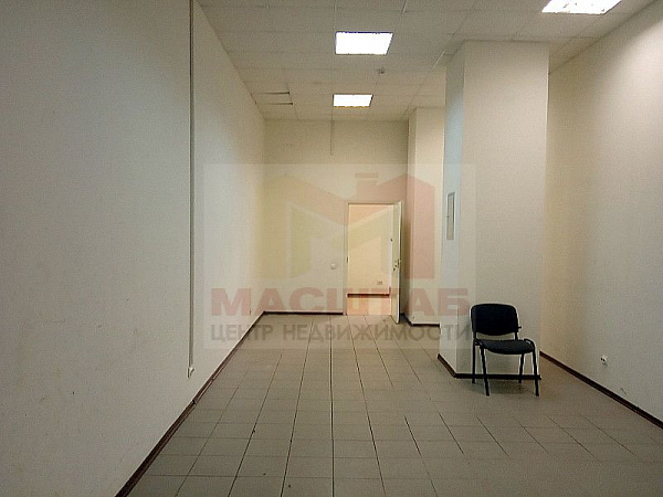 Торговое (универсальное) помещение - 100 м2