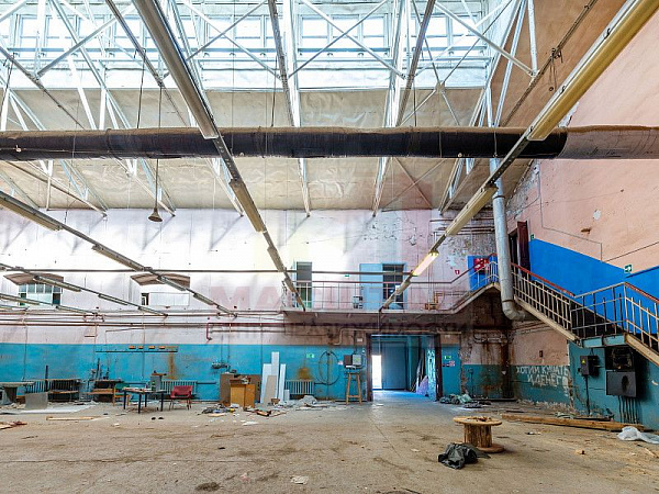 Помещение под склад, производство - 913 м2