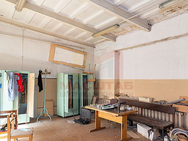 Помещение под склад, производство - 913 м2