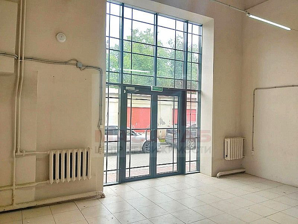 Универсальное (торговое) помещение - 158 м2
