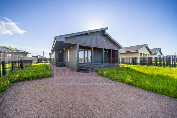 Дом на участке 6 сот в Мухоловке