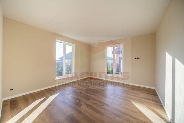 Дом  на участке 6 сот в Мухоловке