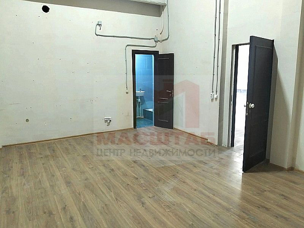 Универсальное (торговое) помещение - 158 м2