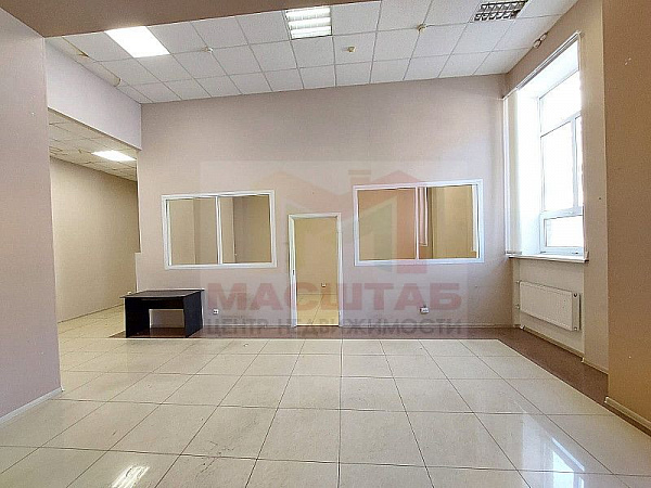 Офисное помещение, 1 эт. - 193 м2