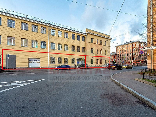 Универсальное (торговое) помещение - 739 м2