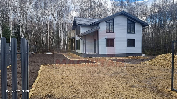 Дом 194м2 на участке 6 сот