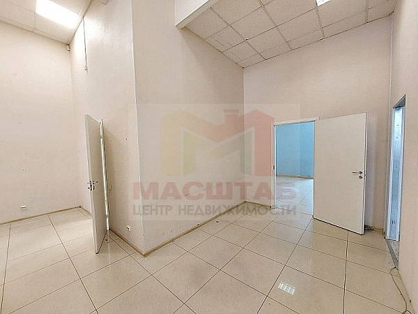 Офисное помещение, 1 эт. - 193 м2